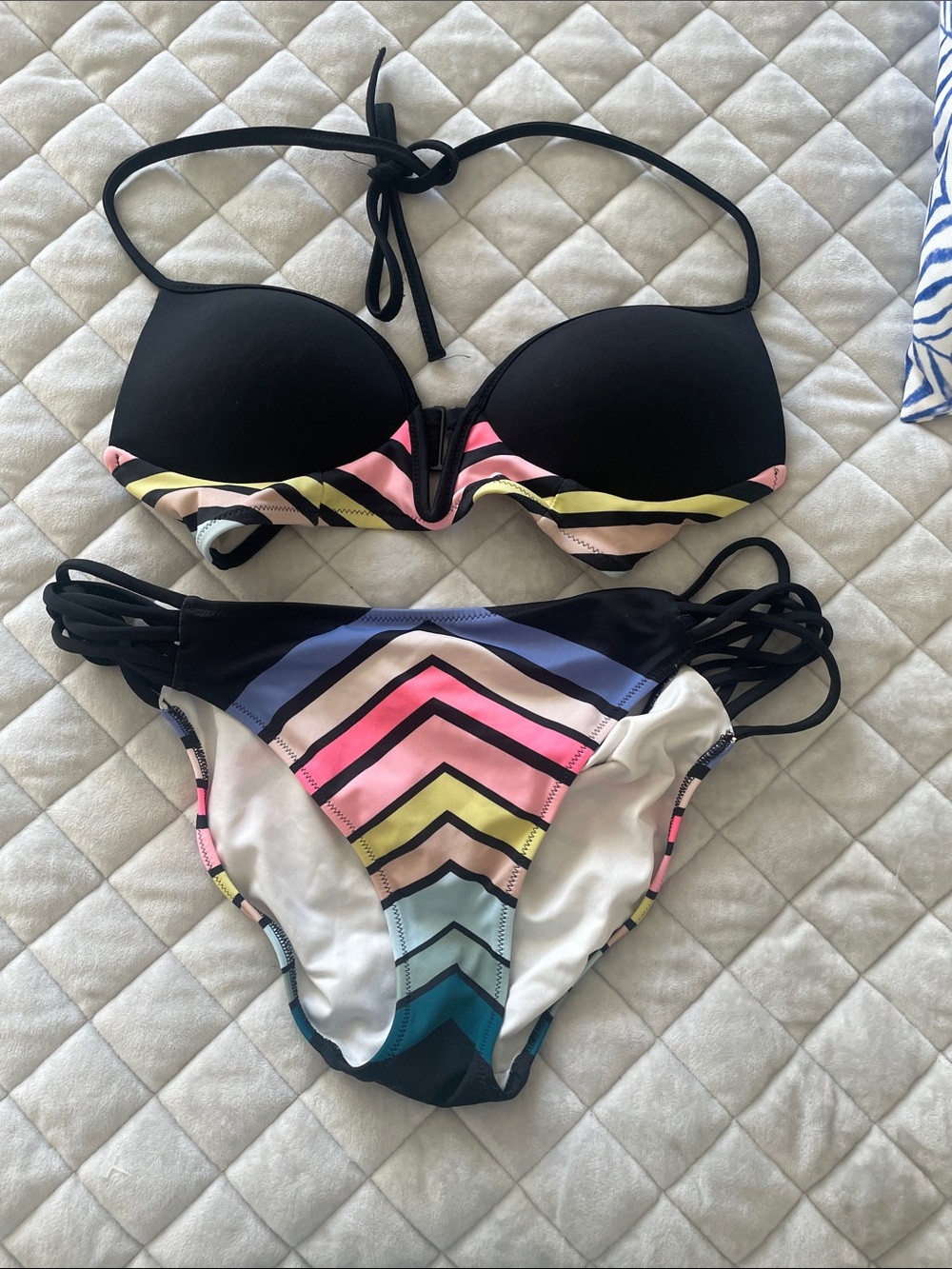 Black Multi-Stripe Push-Up Bikini Set - Women Swim
